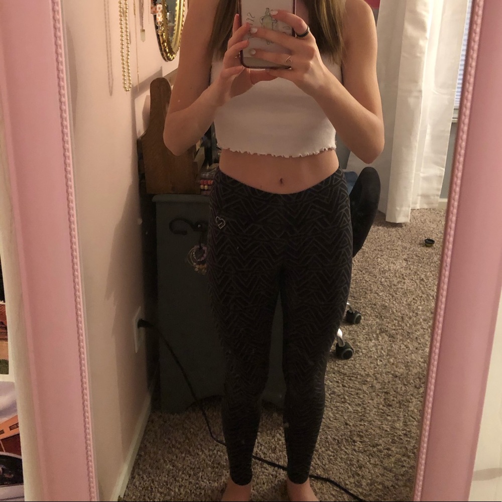 Patterned Black Leggings